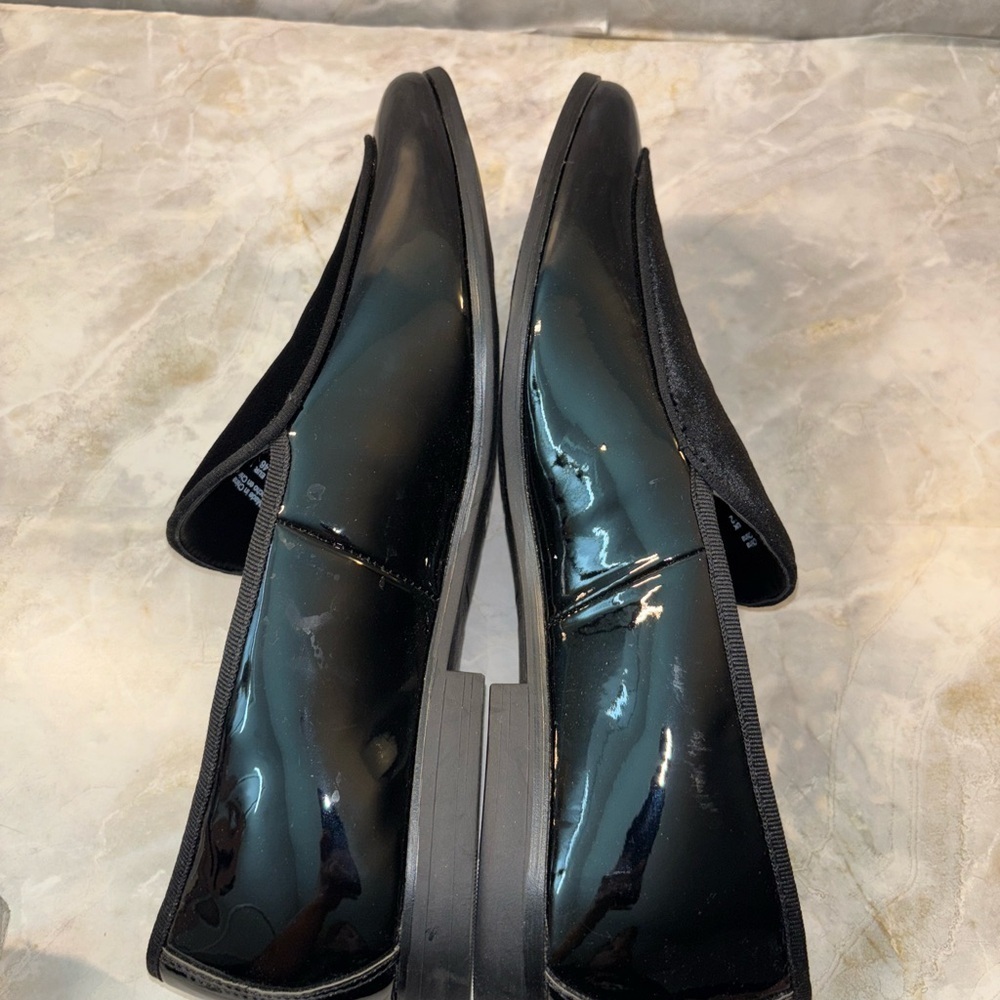 Call it Spring Sleek Black Men's Slip-On Loafers - Picture 8 of 10
